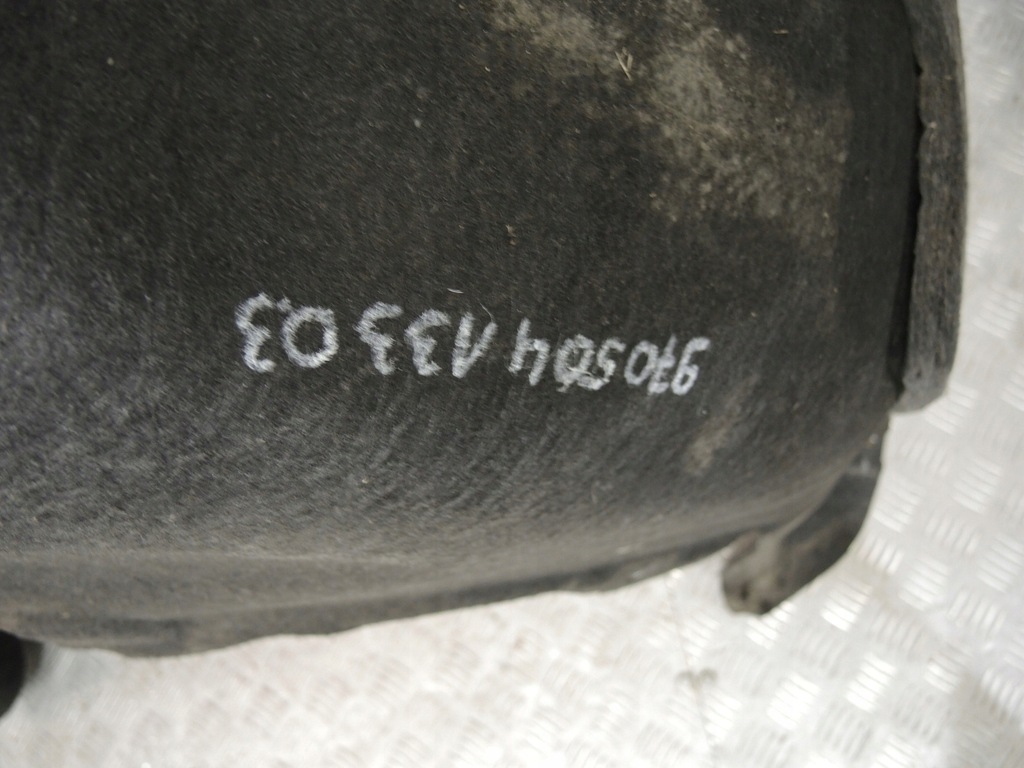 фото №5, Ліва підкрилок задня 97050413304 panamera 970