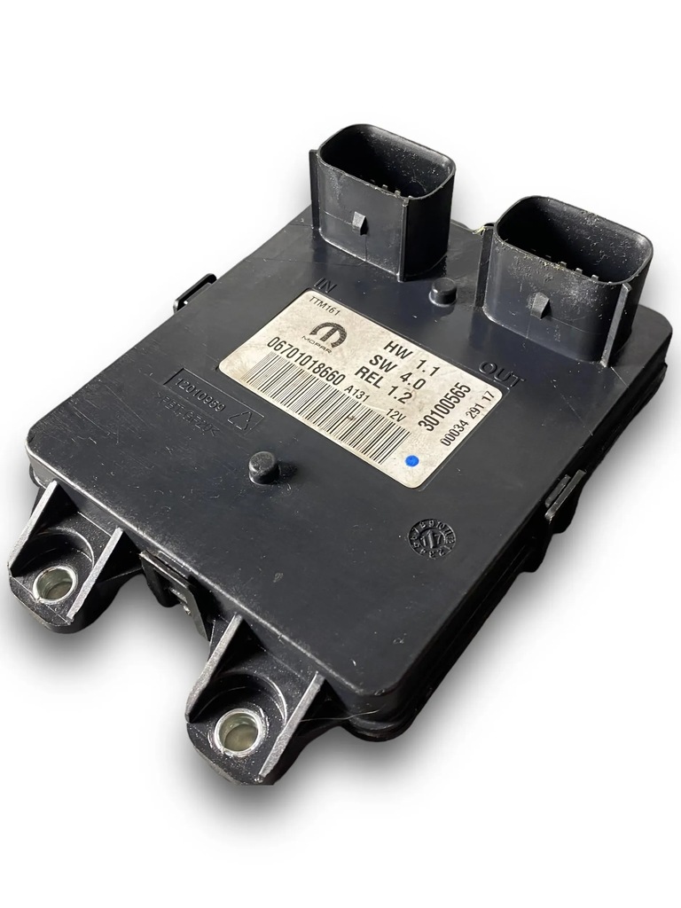 фото №1, Maserati levante блок управления модуль фаркоп 06701018660