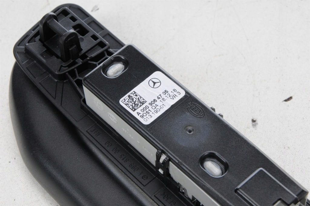 фото №4, Mercedes w177 ручка кровельная a0998150000