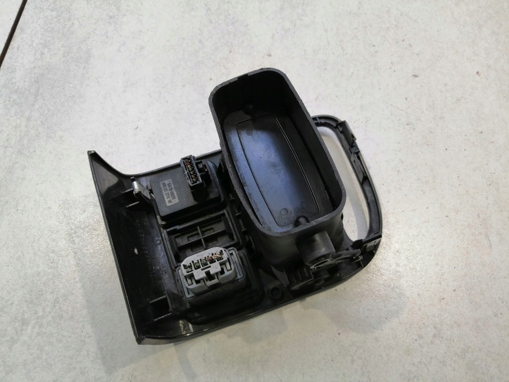 фото №10, Решётка обдув toyota оригинальный номер 5568605030