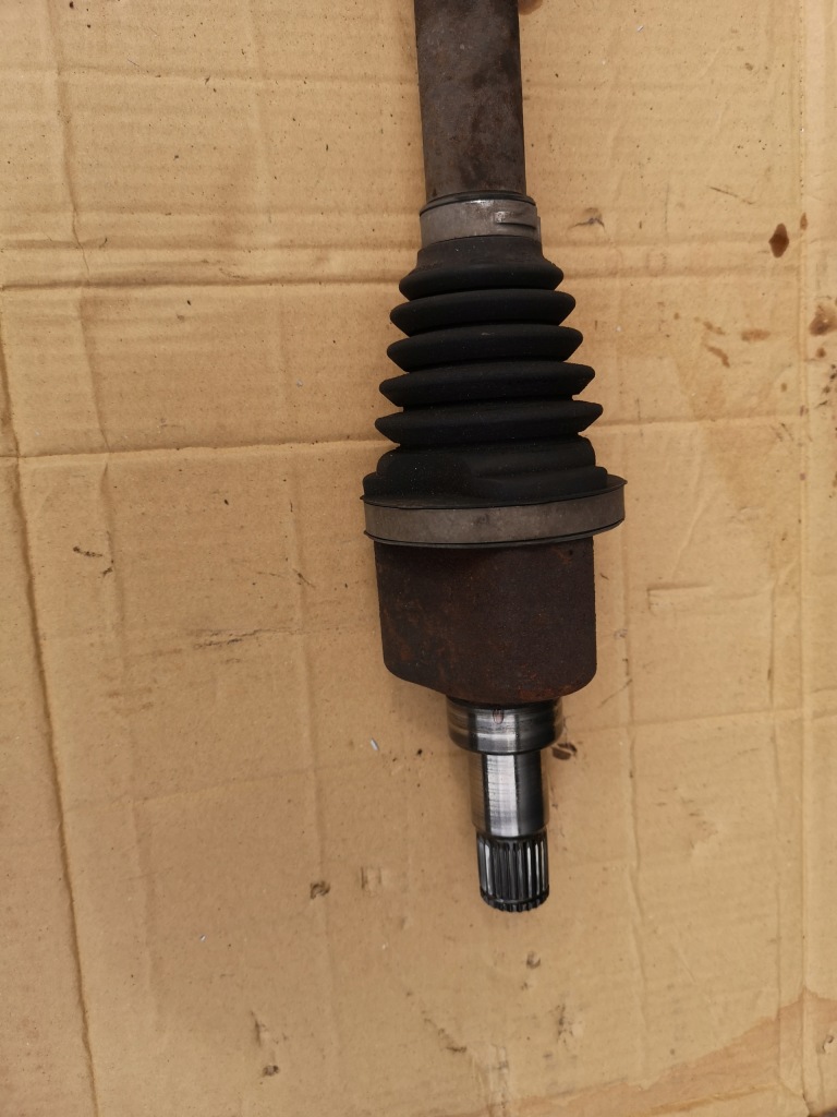 Ford focus mk3 приводной вал левая короткий 1.0 ecoboost Доставка