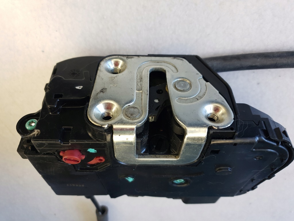 фото №6, Hyundai ix35 2009- замок дверь левый перед передний 81310-2y000 oryg-pń