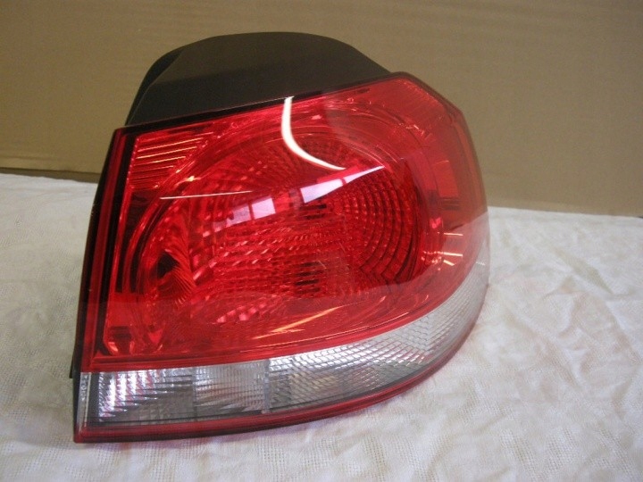 фото №1, Vw golf vi hb лампа права задня
