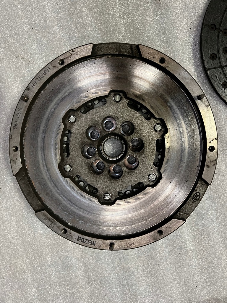 фото №9, Mazda cx-5 колесо двухмассовый сцепление 2.2 дизель rok 2017 mazda 6 mazda 3