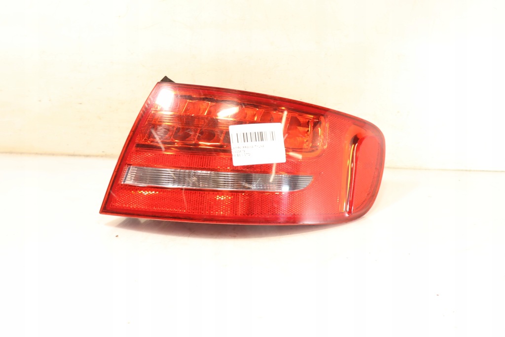 фото №1, Лампа права задня audi a4 b8 kombi