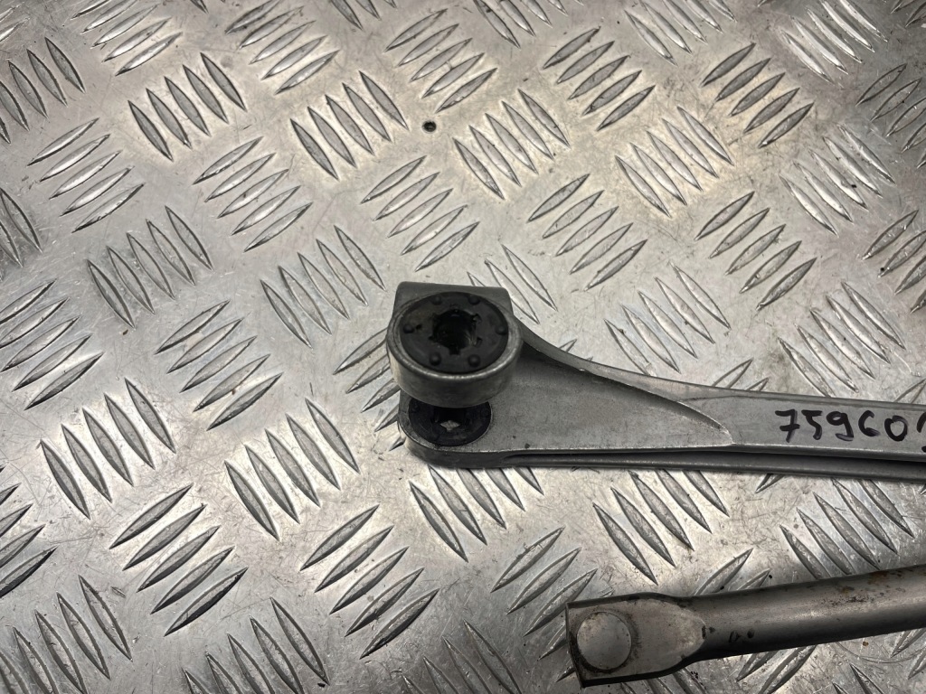 фото №15, Bmw f20 выборщик домкрат тросы переключения передач 7596023