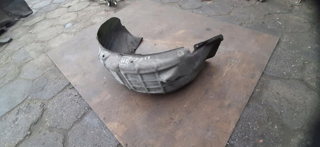 Подкрылок правый задняя audi a5 8t coupe 8t0810172b в Украине