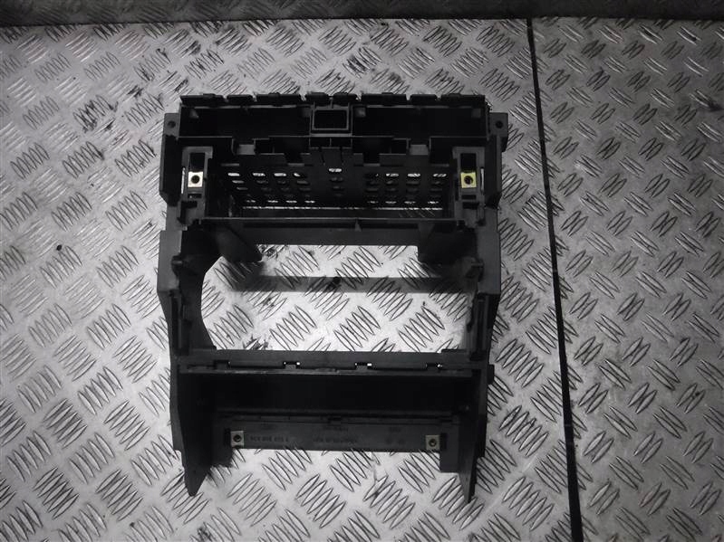 фото №1, Рамка корзина 1din audi a4 b6 b7