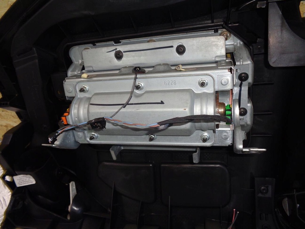 фото №16, Приборная панель приборная консоль приборная панель + подушка безопасности пассажира renault clio iii 05- eu