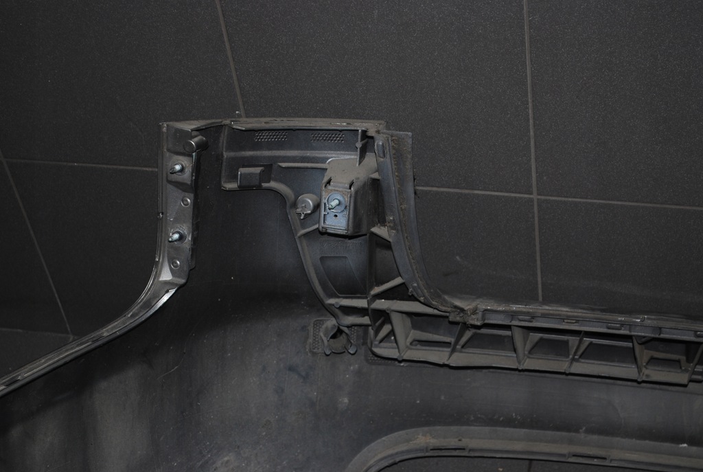 фото №16, Бампер задняя audi a6 c6 avant голый