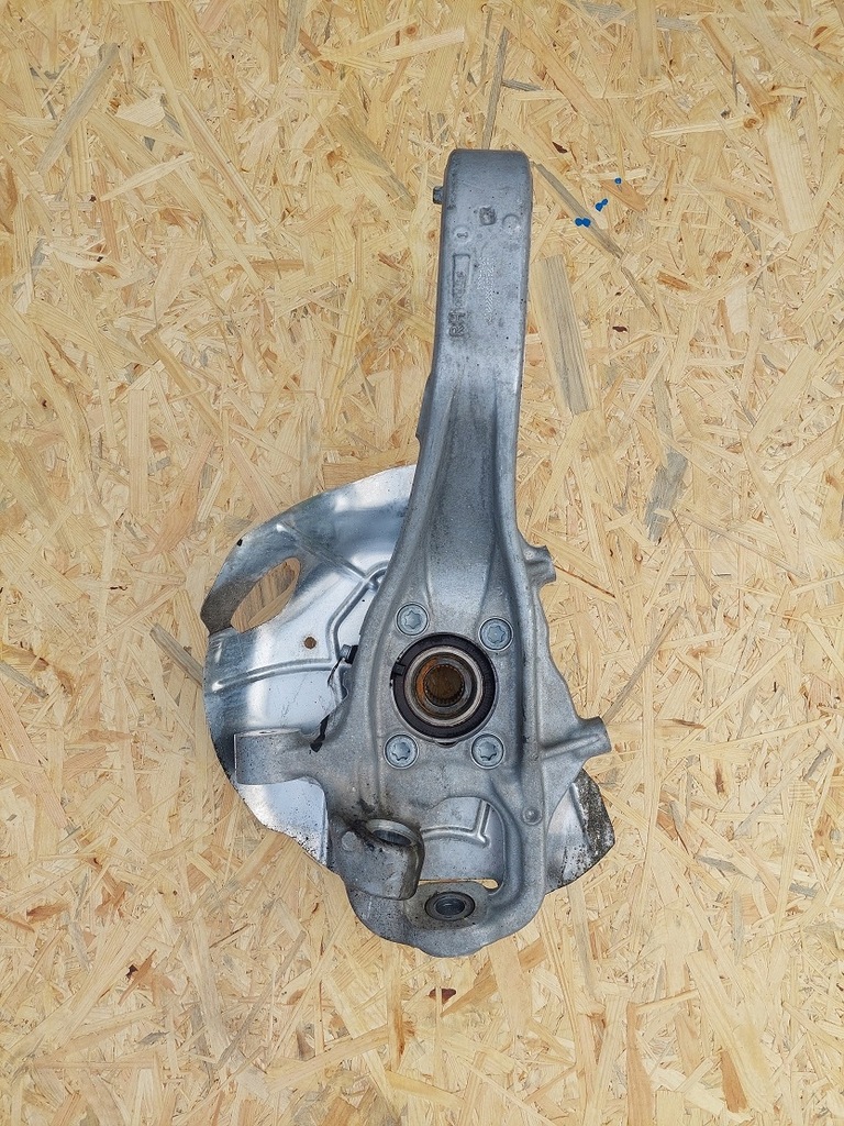 фото №1, Alfa romeo giulia поворотный кулак правая перед q4