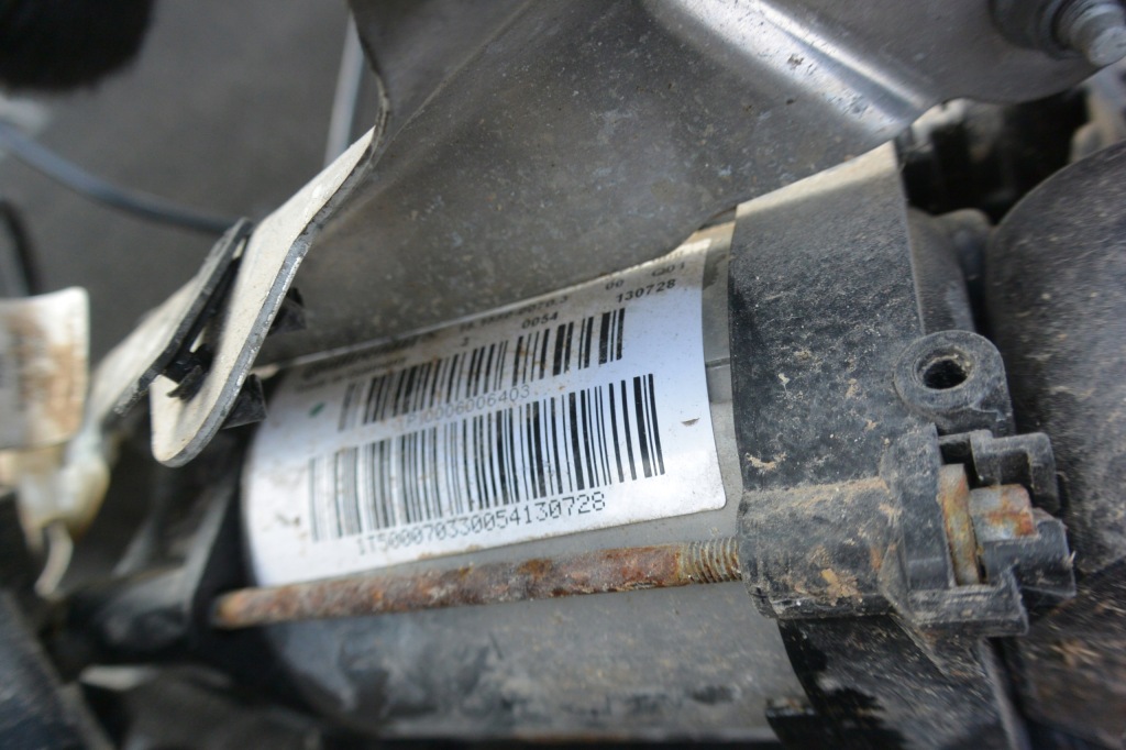 Компресор підвіска комплект  tesla model s 12-16 Зі Шроту