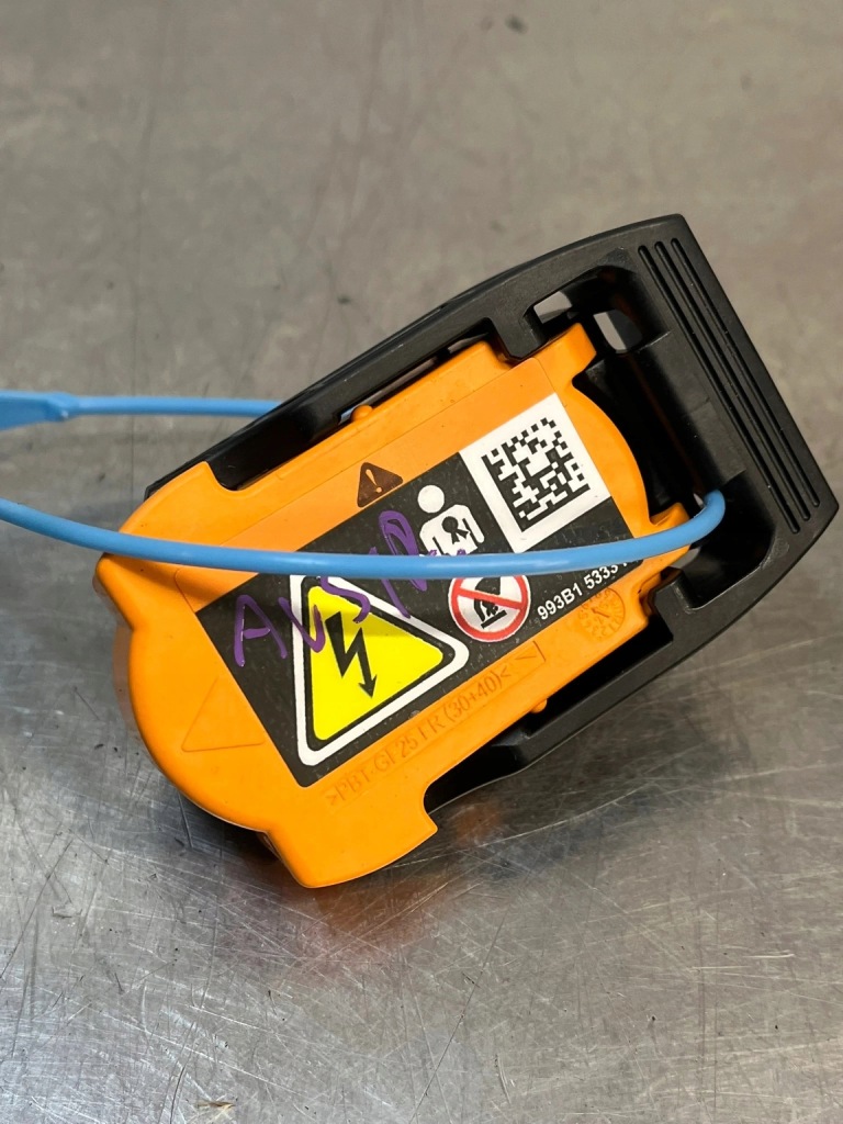 Купити Клема запобіжник renault zoe captur ii austral 993b15333r