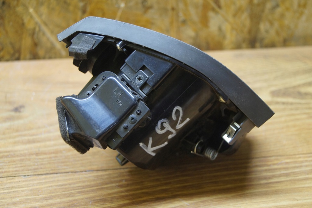 фото №5, Кронштейн na кружка левый nissan x-trail t31 68431jg00a