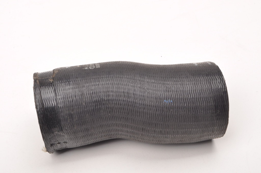 фото №1, Aston martin db11 труба інтеркулер a1770901082