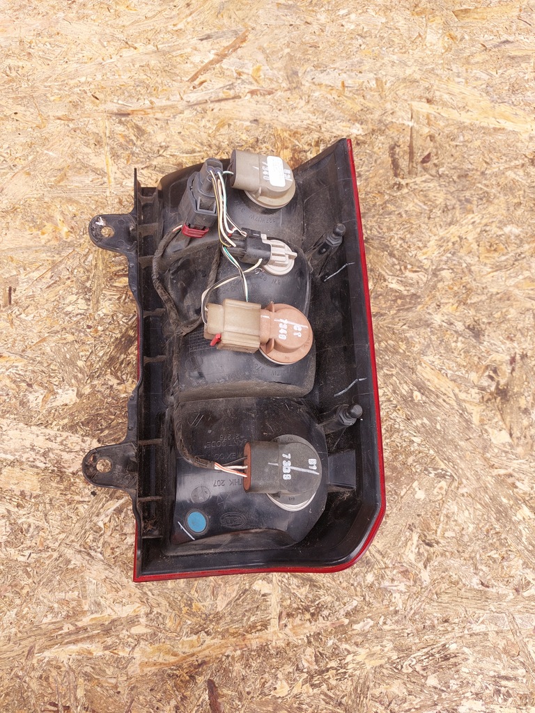 фото №7, Лампа задняя задняя правая jeep patriot 05116240ad