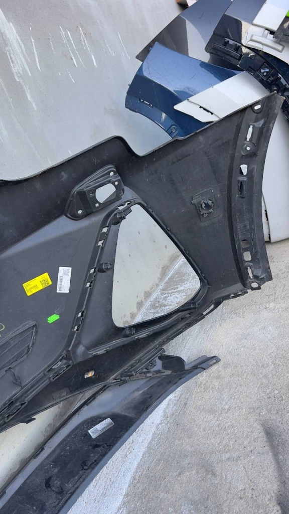 Audi e-tron 4ke бампер передній s-line piano black 4ke807065dgru poznan в Україні