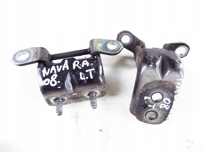 фото №1, Navara iii d40 петлі двері лівий задня kpl