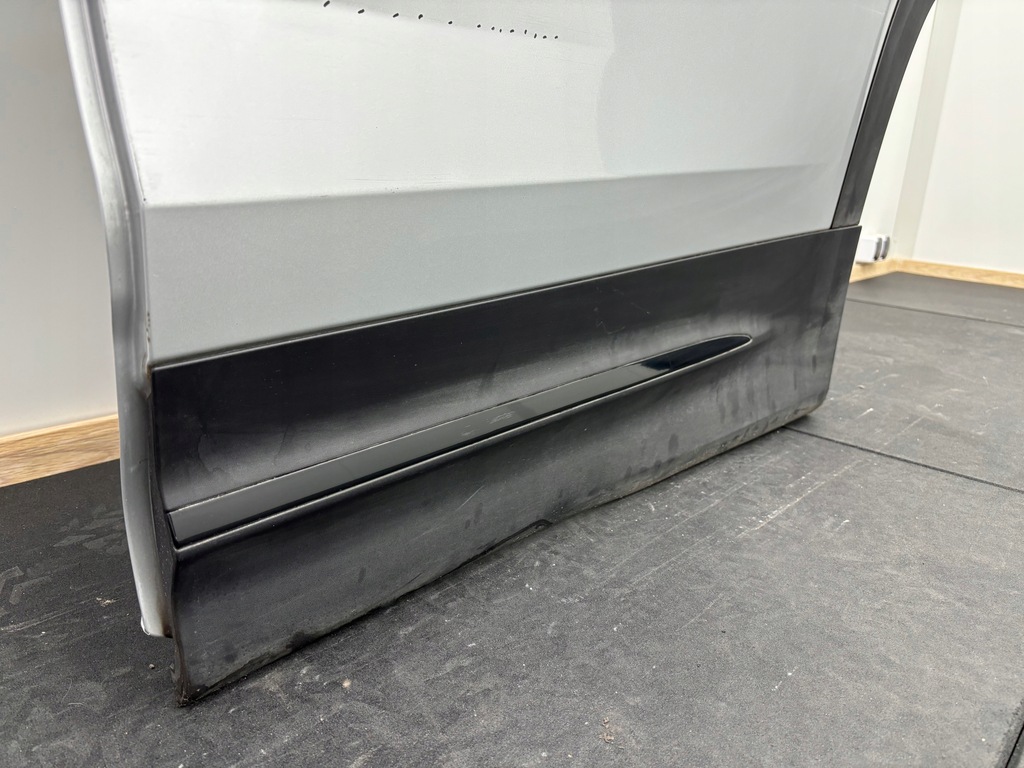 фото №7, Mercedes glb w247 двері ліва задні задня