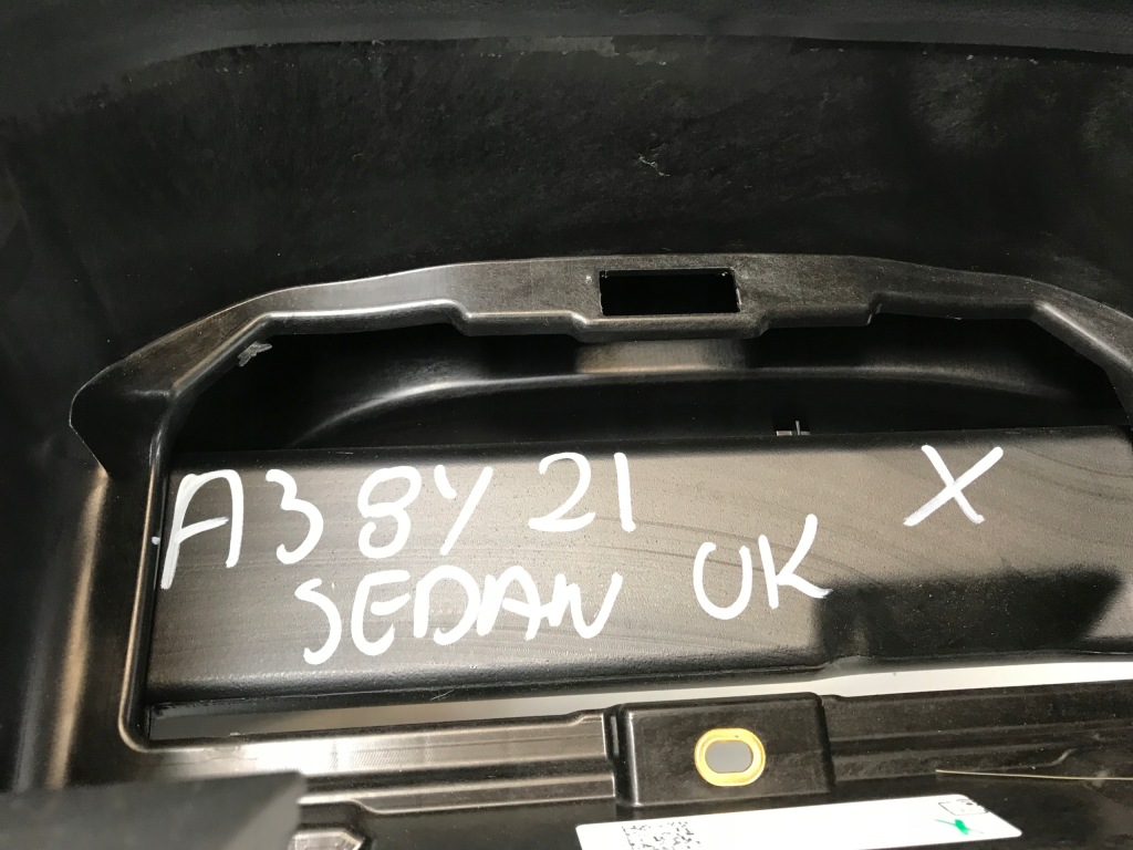 фото №12, Audi a3 8y 20r панель приладів приладова панель приладів консоль uk