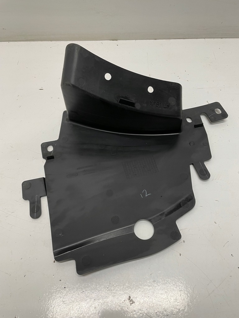 фото №1, Jaguar f-pace x761 element бампера