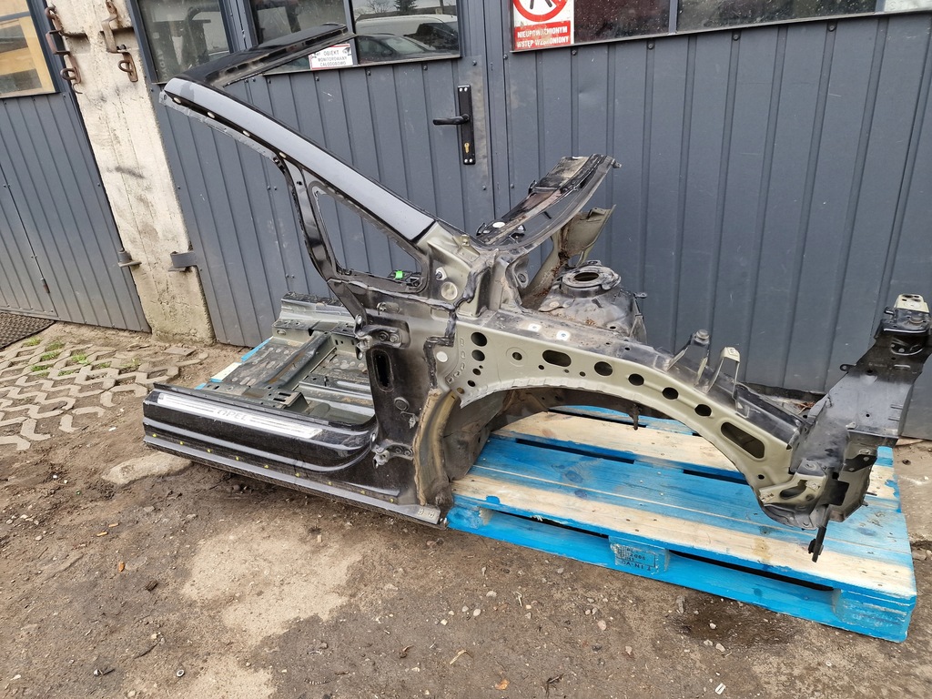 фото №3, Четверть правая передняя порог блок двигателя opel cascada