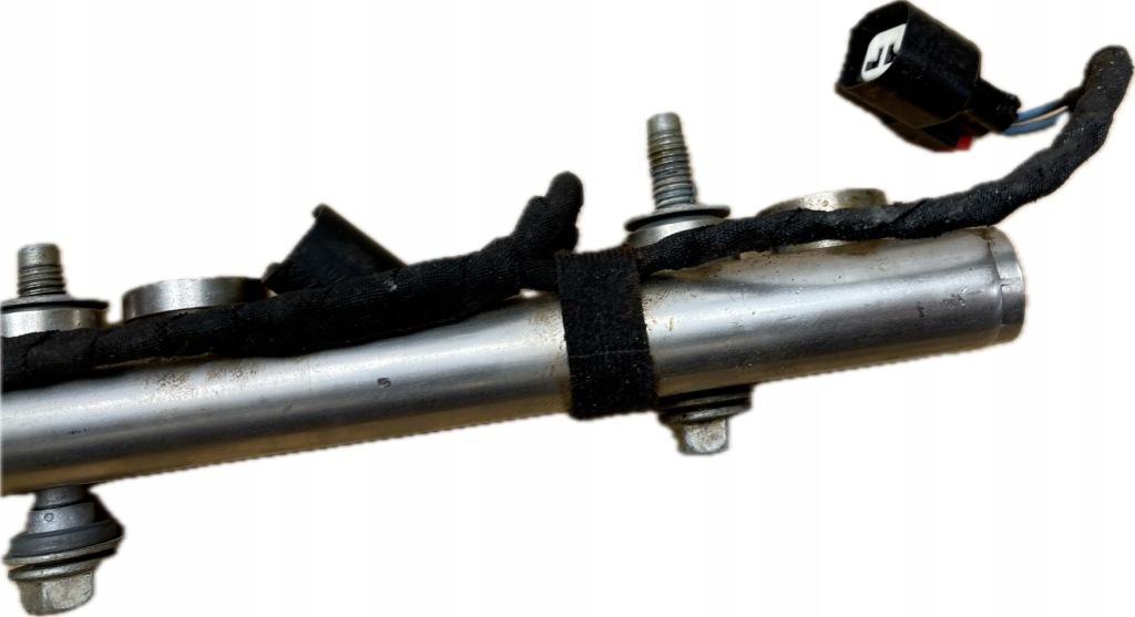 O2 cadillac escalade iv 2014 - правая молдинг впрыскная camaro 12683522 Оригинал