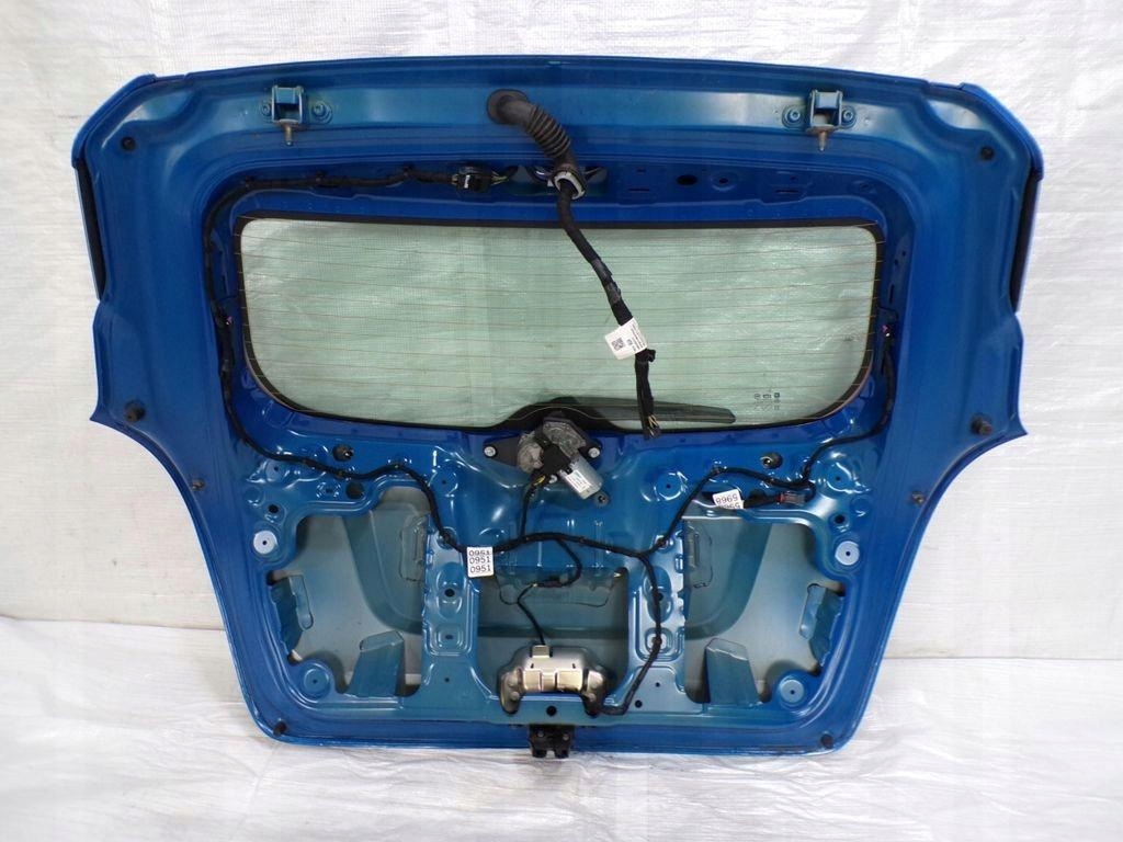 Крышка багажника задняя opel mokka a a код лакокрасочного покрытия gqm комплектная с Разборки