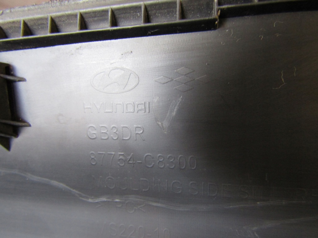 фото №7, Молдинг порог правая hyundai i20 3d coupe 14-20