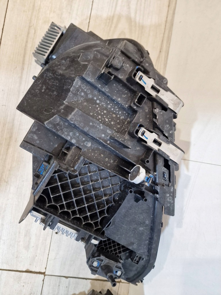 фото №14, Лампа led bmw 2 g42 gold 5a320f3 5a320f4