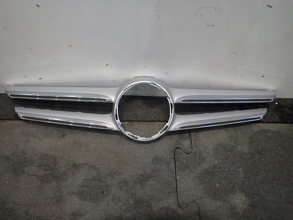 фото №1, Решітка радіатора mercedes e-klasa w213 a2138880160