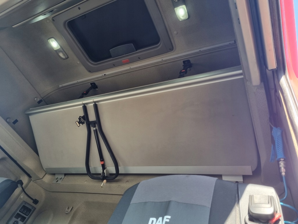 фото №1, Ліжко верхній лежак комплект daf cf euro 6