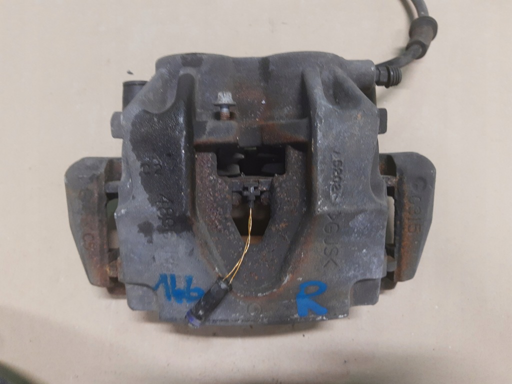 фото №1, Mercedes ml x166 супорт правий перед