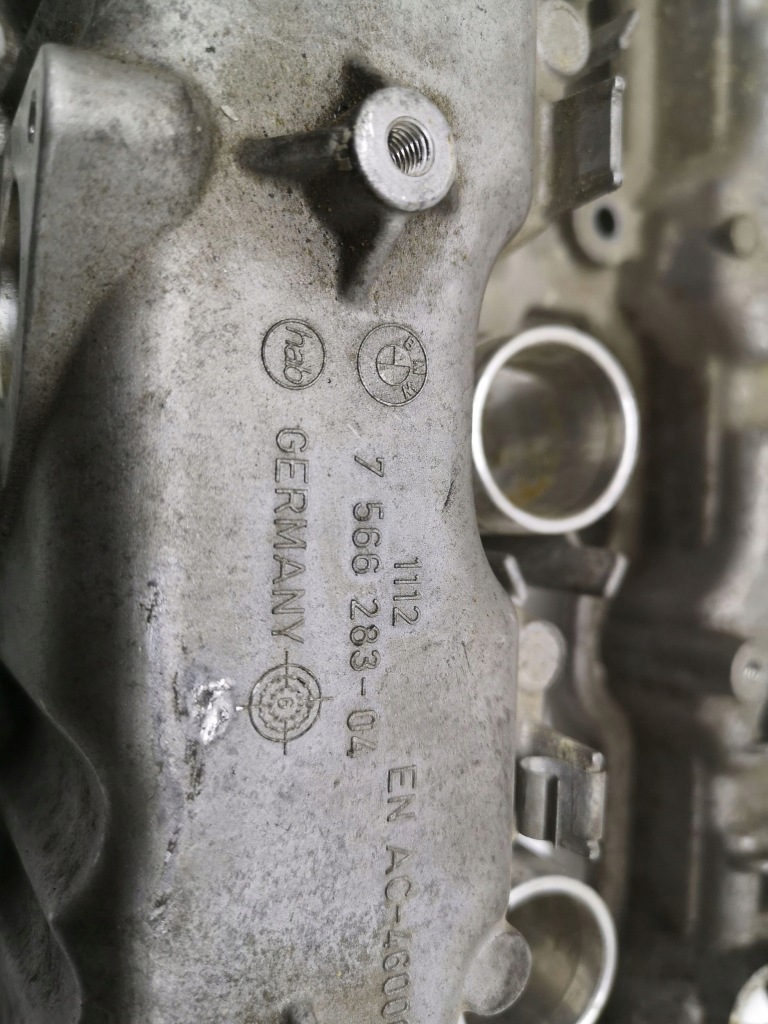 2012 bmw 7 f01 f02 f03 f04 крышка клапанов 756628304 в Украине