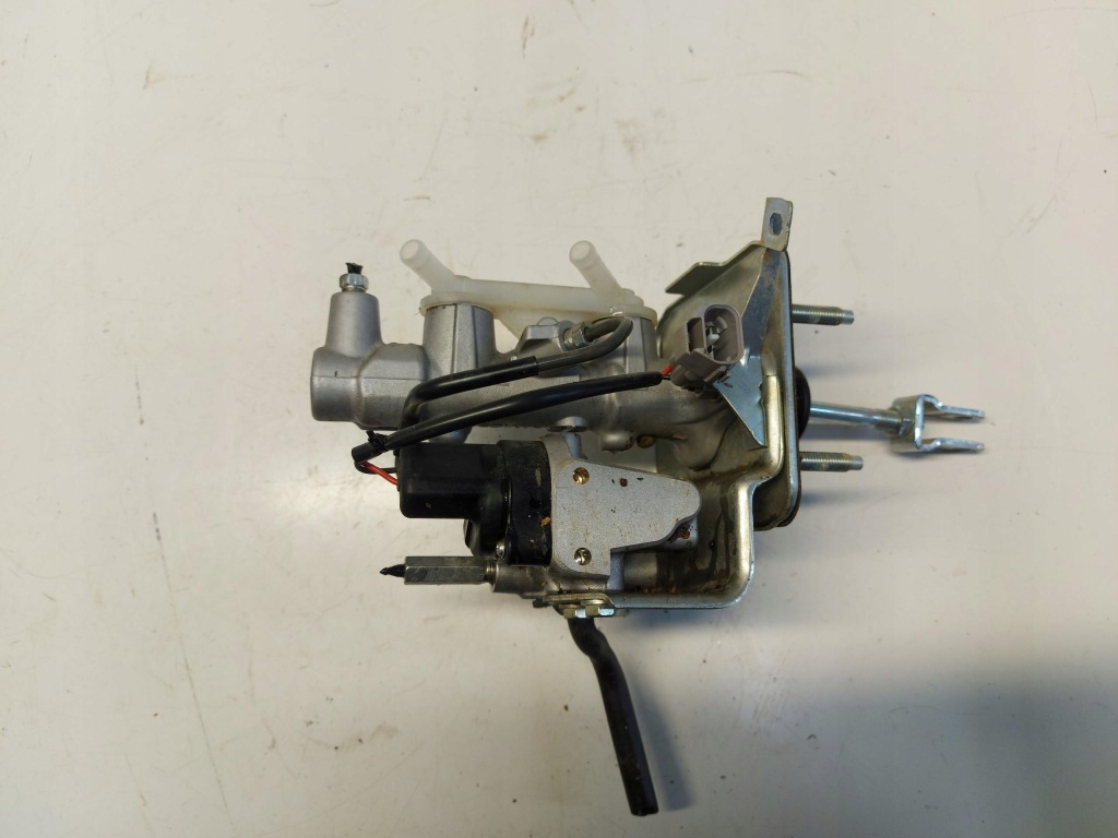 Lexus rx450h iv усилитель тормозов насос тормозная 138110-10610 Цена