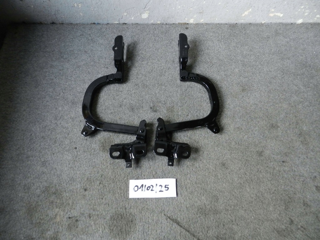 фото №1, Bmw i3 13- петля капот права сторона 7299168