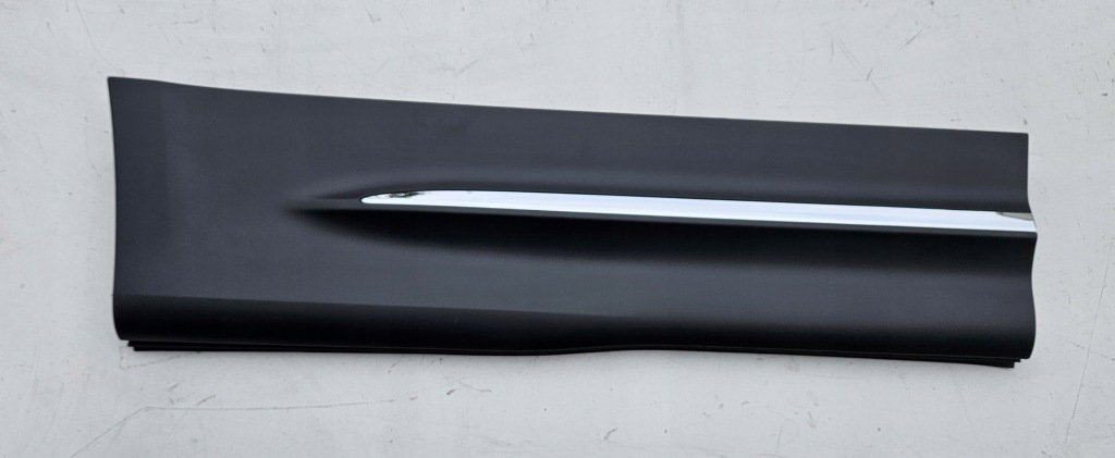 Купить Mercedes glb eqb молдинг дверь задний  правая om cała ładna