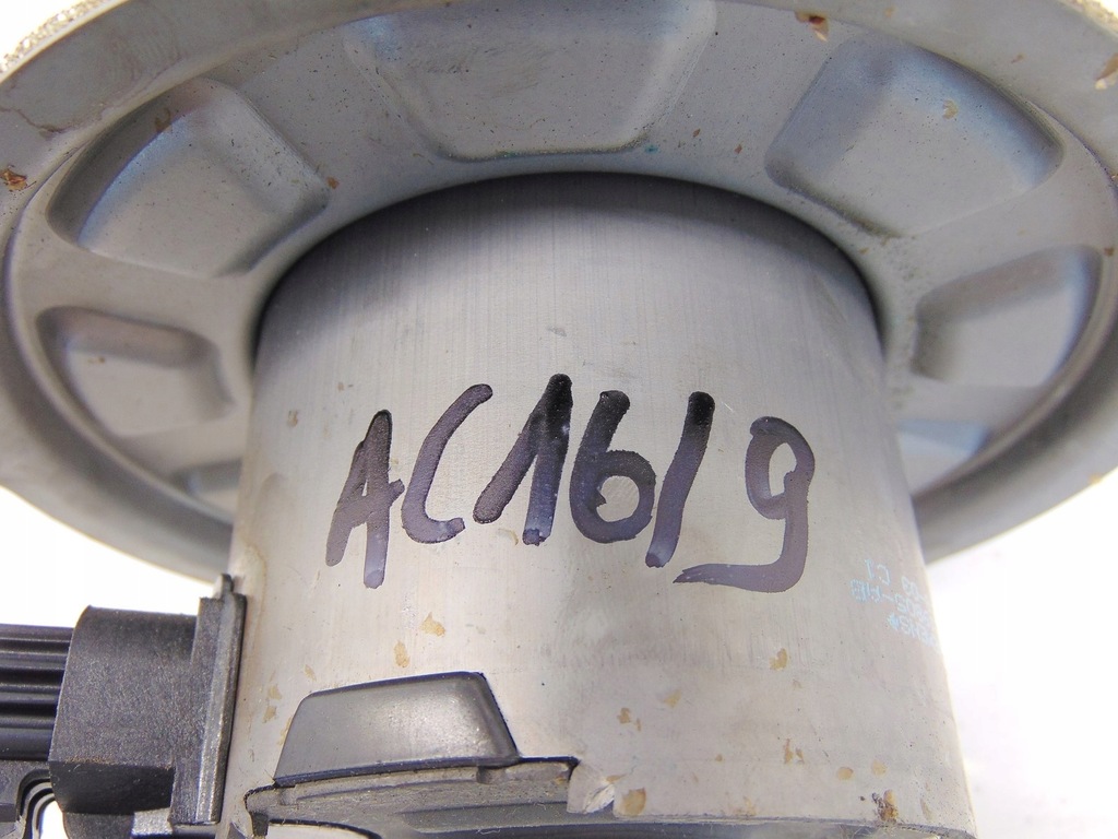 фото №6, Вентилятор ford mustang iv 2r3h-19805-ab europa