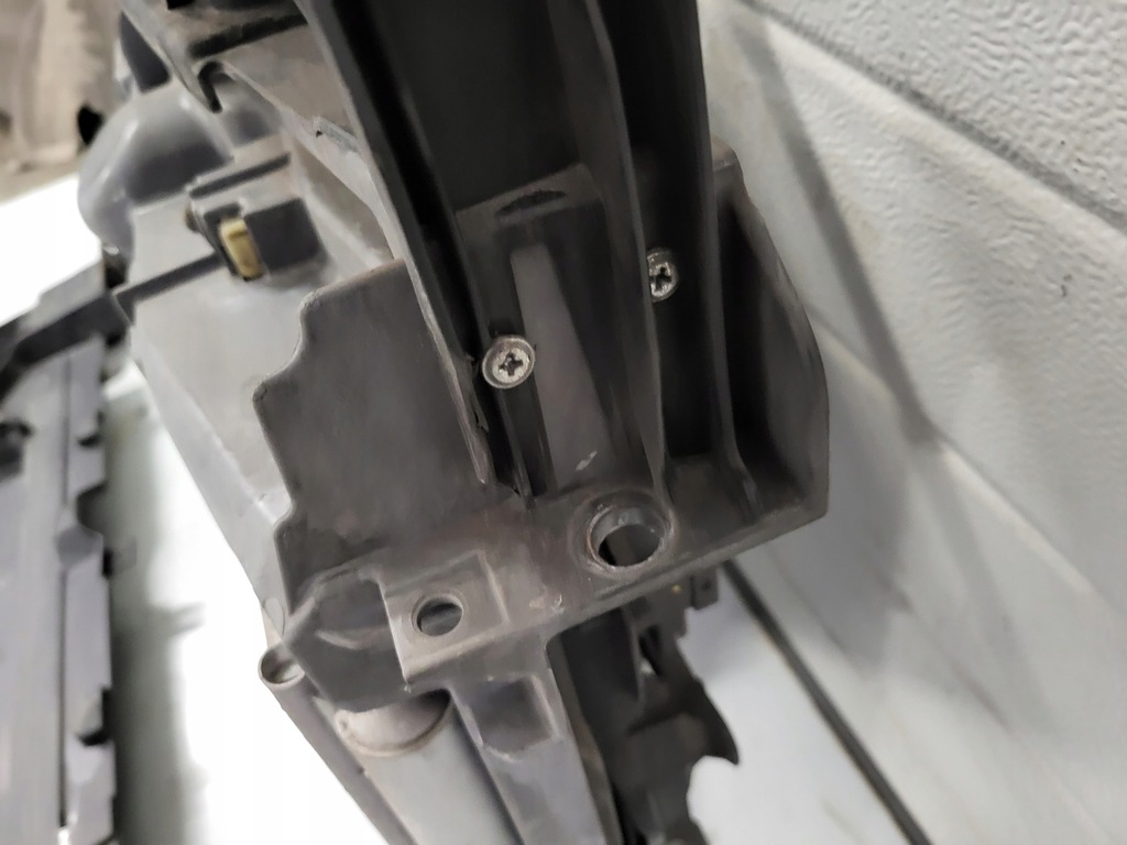 фото №11, Citroen c3 picasso 11r 1.4 pas передній радіатор