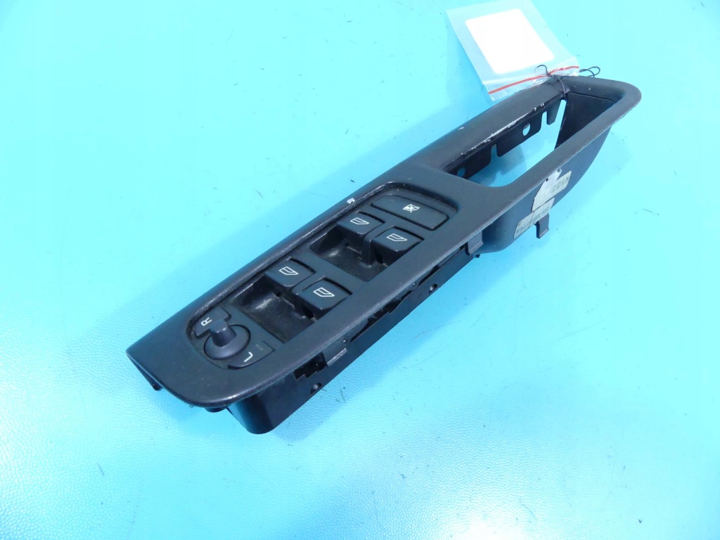 фото №1, Перемикач вікон volvo s40 ii v50 30710787 eu