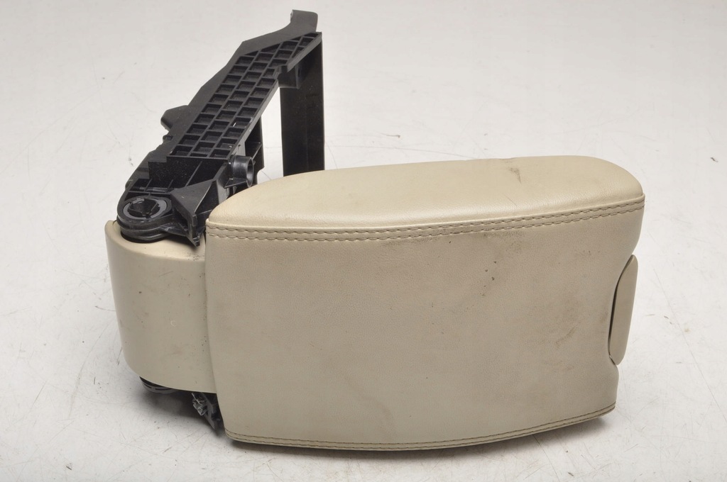 фото №1, Volvo s60 ii v60 подлокотник кожа