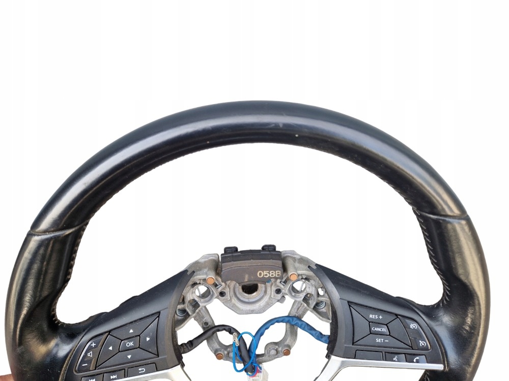 фото №7, Nissan x-trail t32 qashqai j11 lift керування повітропровід шкіряний