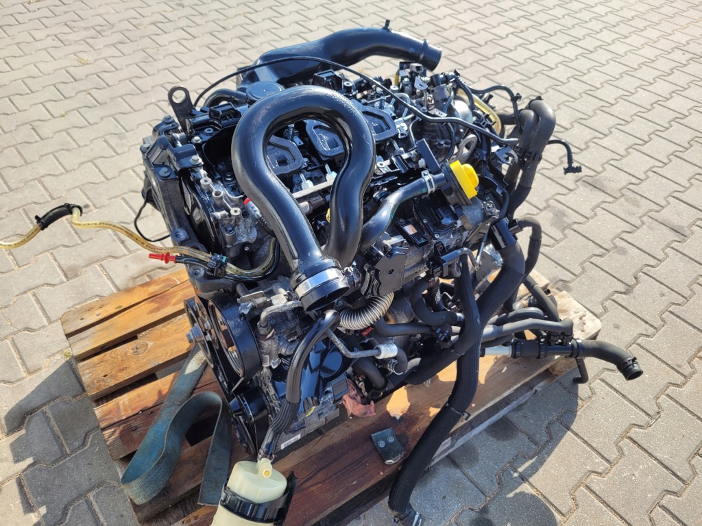 Комплектный  двигатель 2.0 dci trafic vivaro primastar m9rf692 Киев