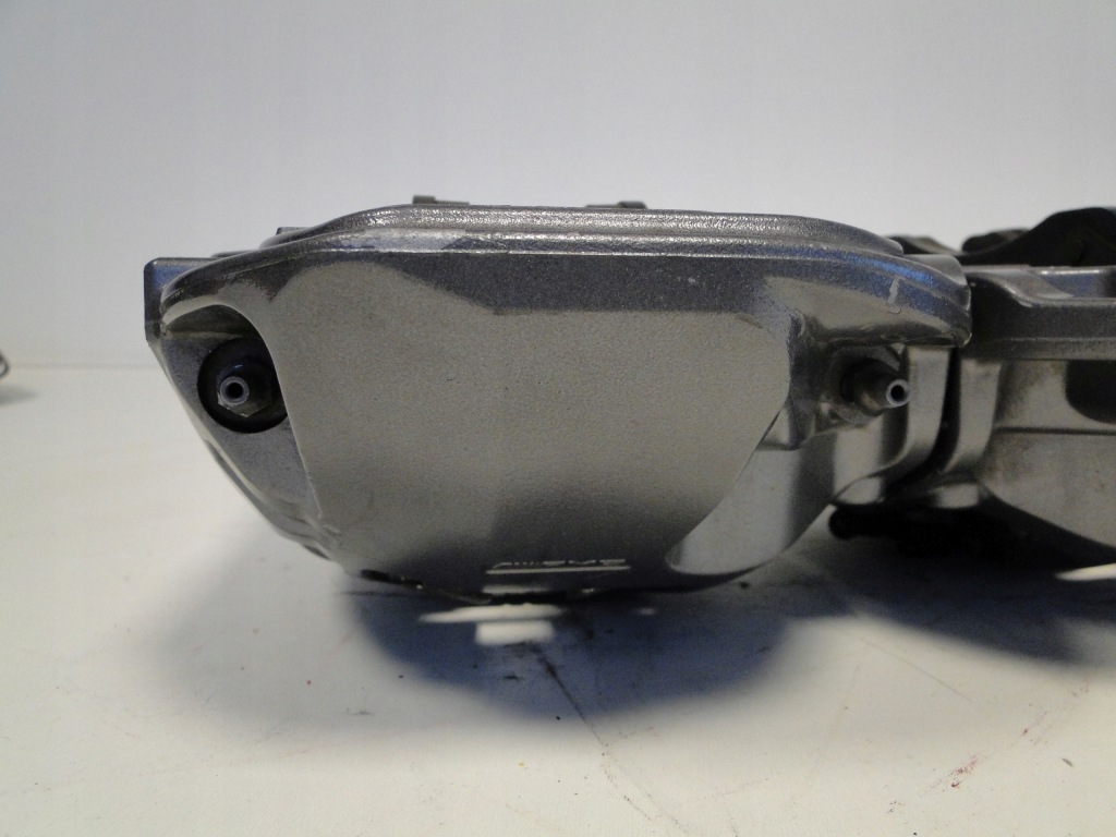 фото №6, Mercedes суппорт тормозной передний правый левый amg s klasa 223 w223