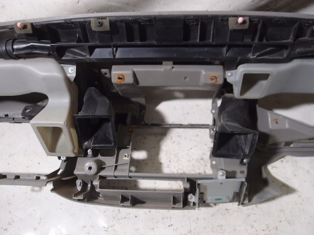 фото №16, Приборная панель приборная консоль toyota dyna 2011r