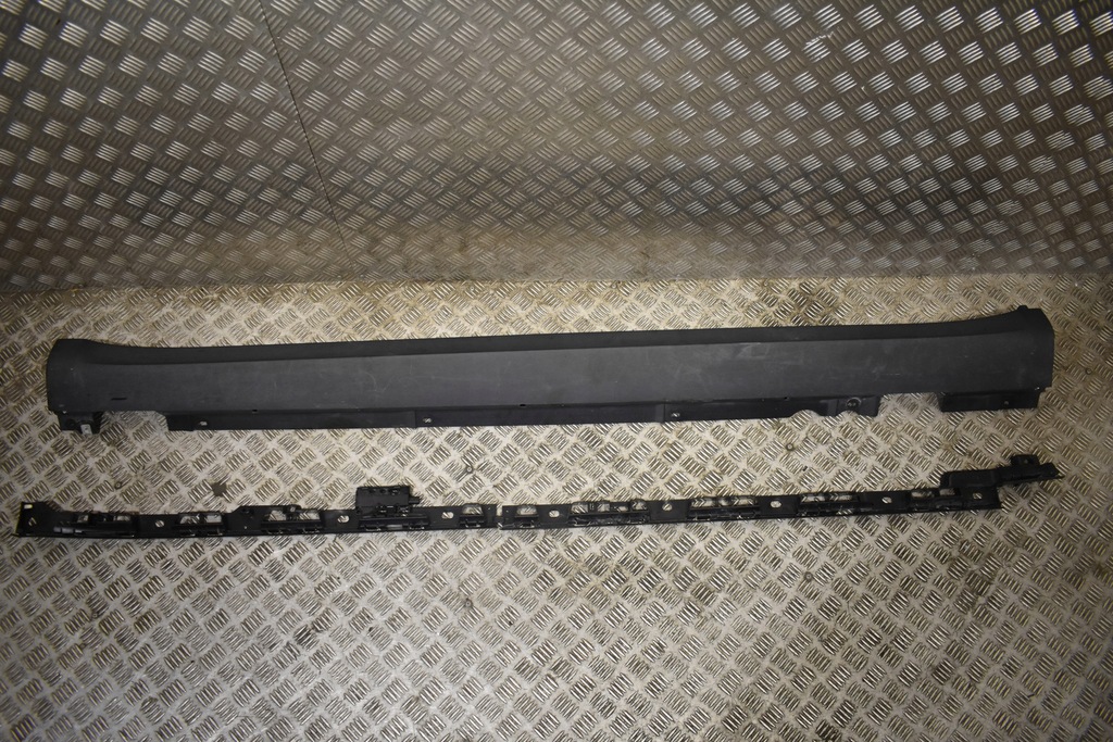 фото №1, Idealna молдинг порог левая porsche macan 1