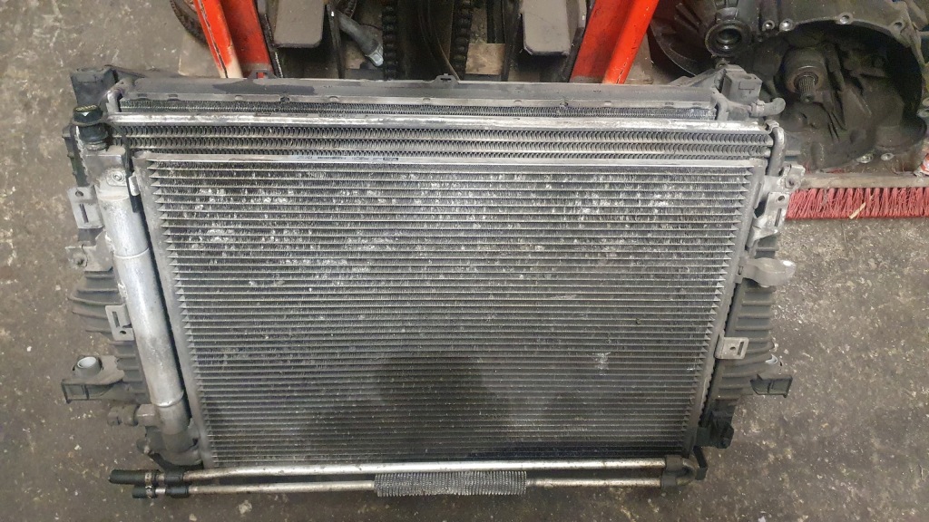 фото №1, Volvo xc90 i 2.4 d5 радиатор интеркулер