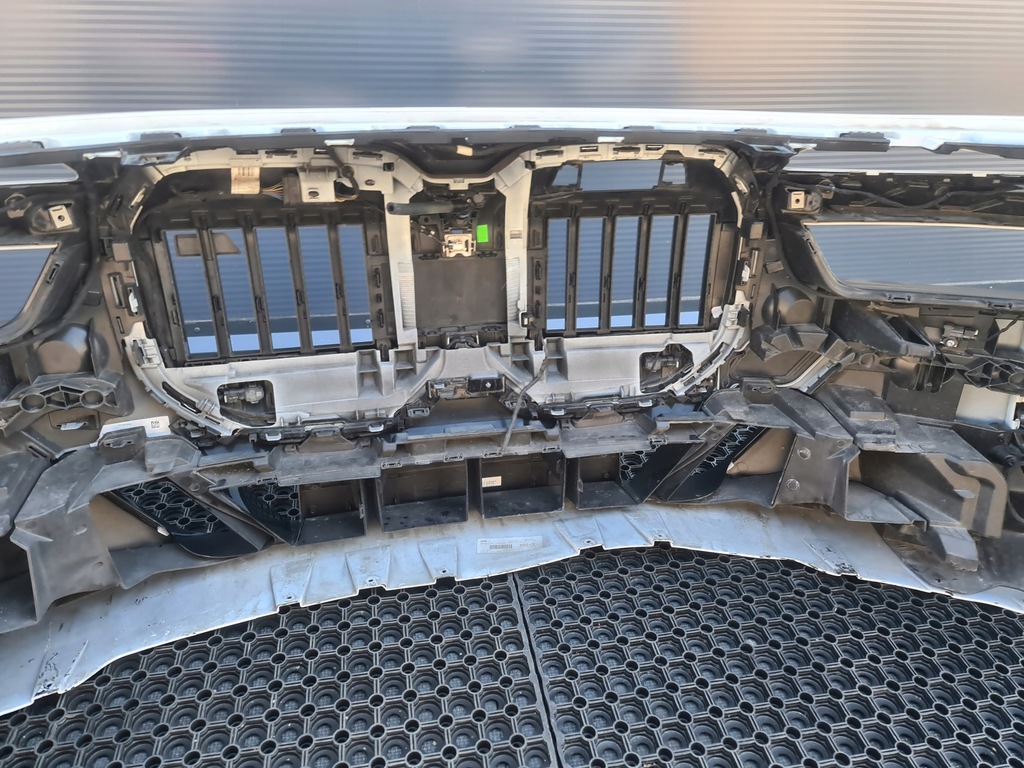 фото №12, Bmw 7 g70 бампер перед передний m набор