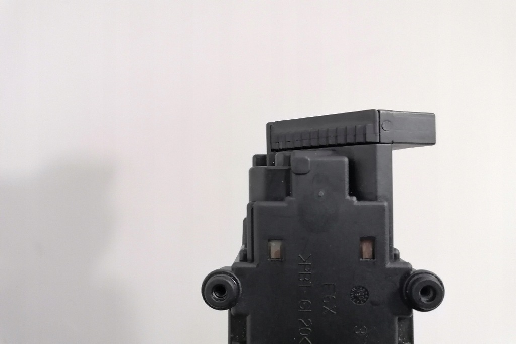 фото №7, Замок запалювання bmw 5 touring e61 6954722 2004