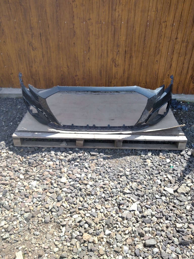 Купити Бампер передній audi a3 20-